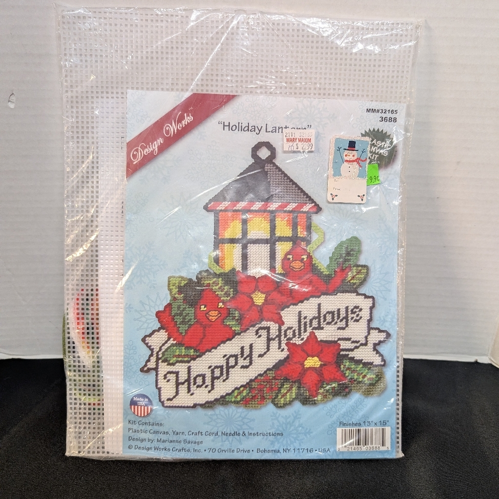New 2021 Design Works Christmas Holiday Poinsettia Lantern Canvas Kit Craft